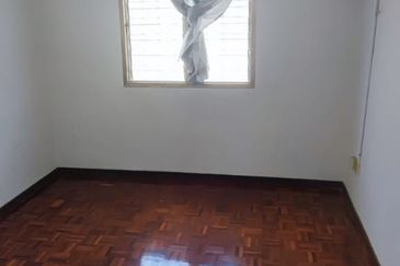 Taman Saujana Puchong