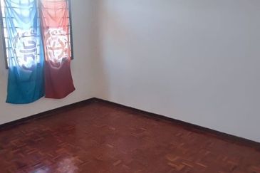 Taman Saujana Puchong