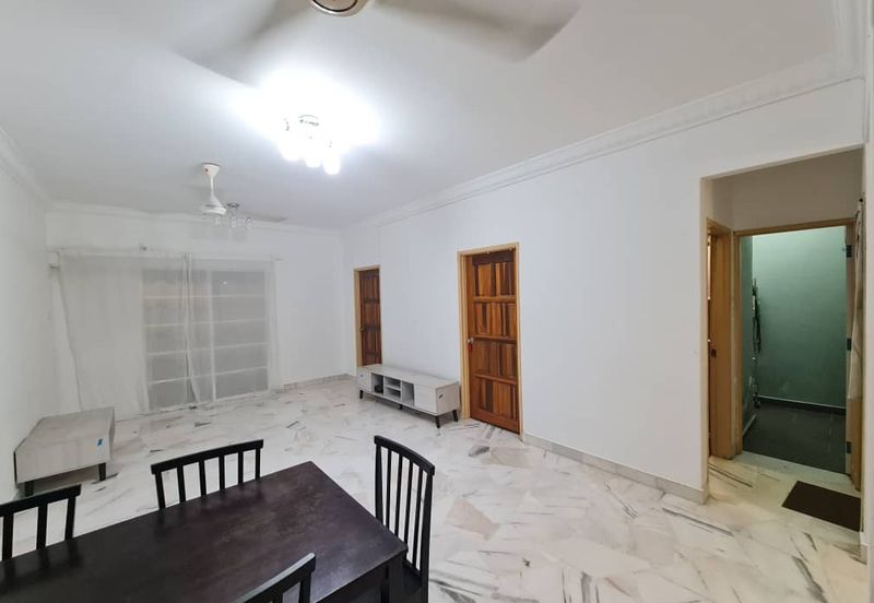 Desa View Towers Apartment