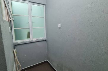 Desa View Towers Apartment