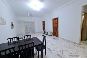 Desa View Towers Apartment