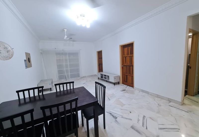 Desa View Towers Apartment