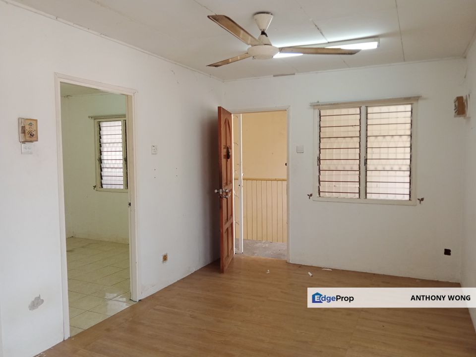 Wangsa Maju Section 2 Flat For Sale rm185k, Kuala Lumpur, Wangsa Maju