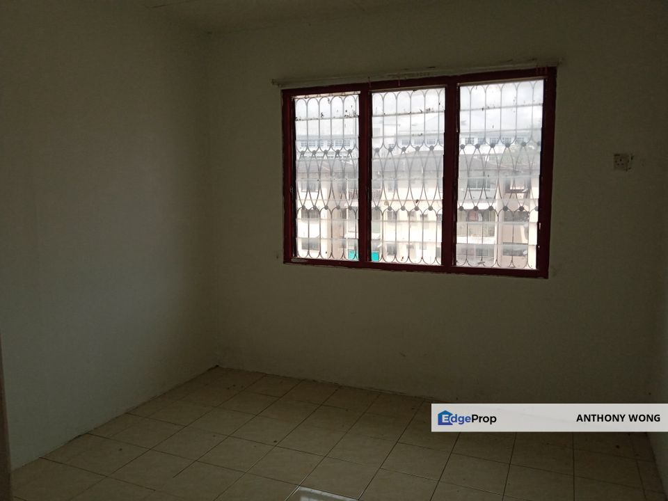 Wangsa Maju Section 2 Flat For Sale rm185k, Kuala Lumpur, Wangsa Maju