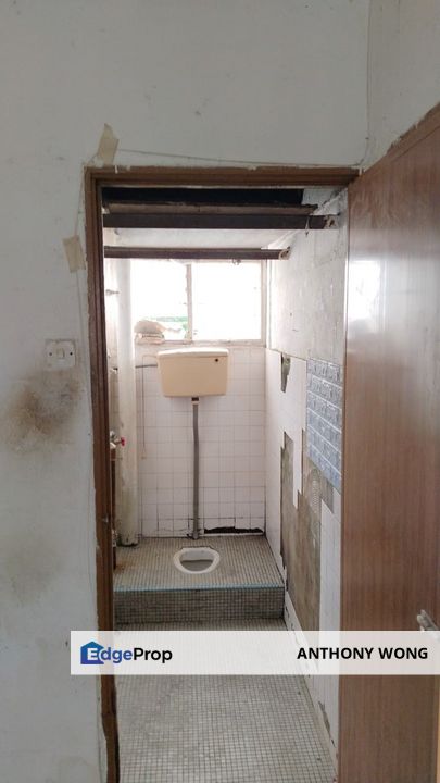 Selangor, Pinggiran Batu Caves For Sale - 1st floor, Selangor, Batu Caves 