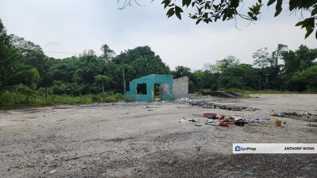 Batang Kali - Kubu Bharu Commercial Land For Rent - Beside main road, Selangor, Hulu Selangor