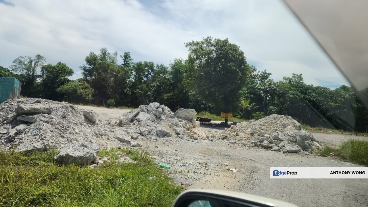 Batang Kali - Kubu Bharu Commercial Land For Rent - Beside main road, Selangor, Hulu Selangor