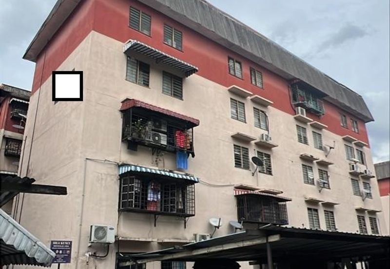 Flat Pandan Jaya Blok L13