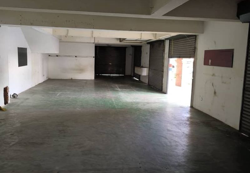 Pusat Perdagangan Seri Kembangan