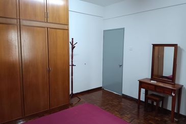 La Villas Condominium