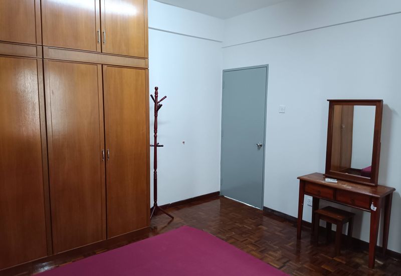 La Villas Condominium