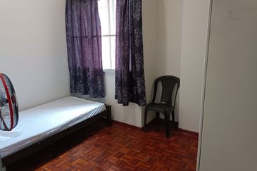 La Villas Condominium