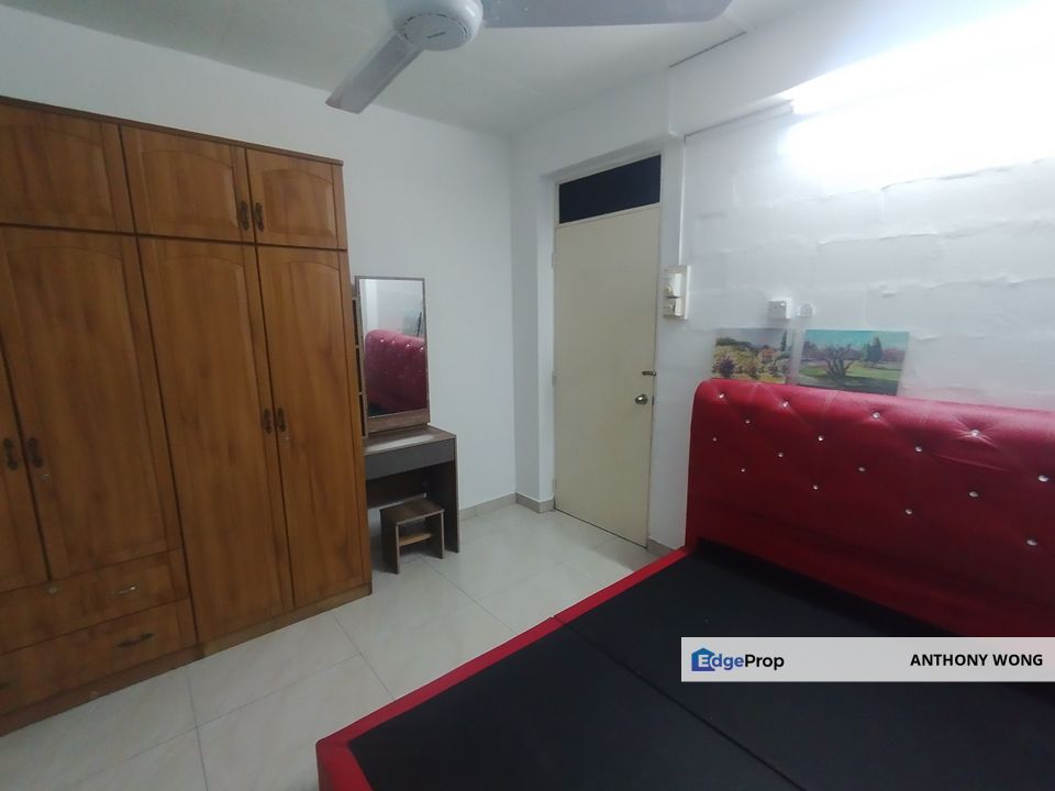 Wangsa Maju Section 1 Flat For Rent - 2min walking distance to LRT, Kuala Lumpur, Wangsa Maju