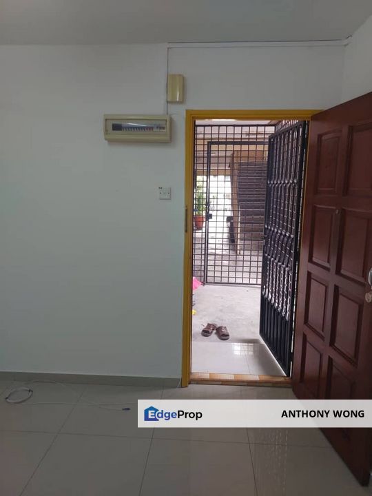 Wangsa Maju Section 2 Flat For Rent - Ground Floor, Kuala Lumpur, Wangsa Maju