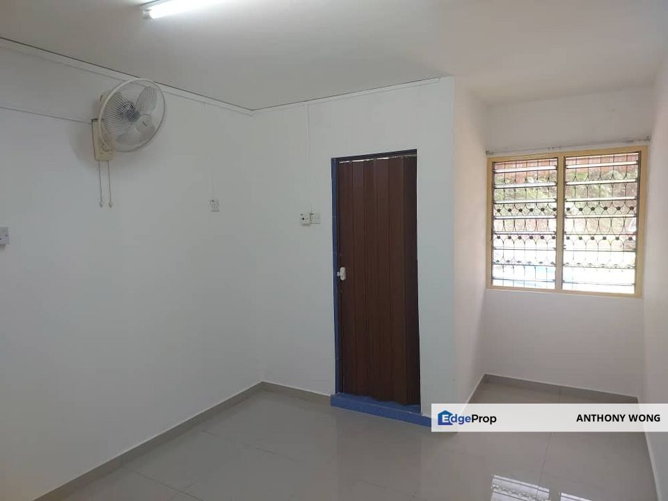 Wangsa Maju Section 2 Flat For Rent - Ground Floor, Kuala Lumpur, Wangsa Maju
