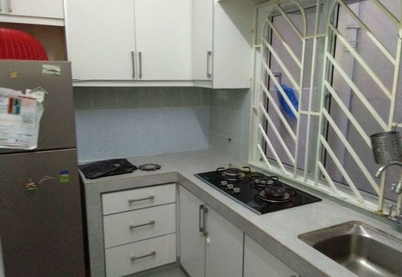 Anjung Hijau (Greenfield Apartment)