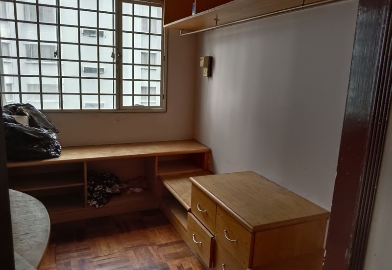 Anjung Hijau (Greenfield Apartment)