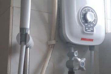 Anjung Hijau (Greenfield Apartment)