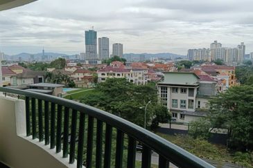Anjung Hijau (Greenfield Apartment)