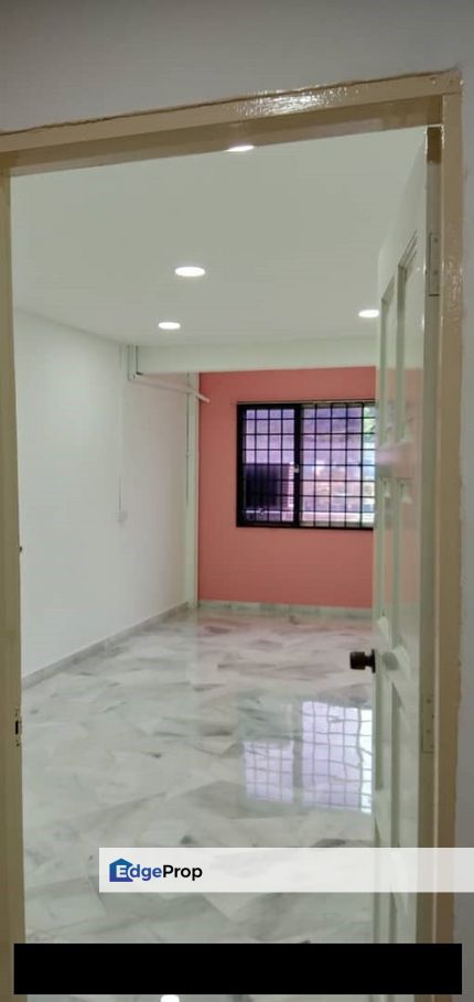 ampang road, Selangor, Ampang