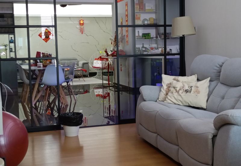 renovated, Tiffany Kiara, 