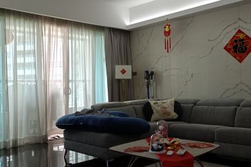 renovated, Tiffany Kiara, 