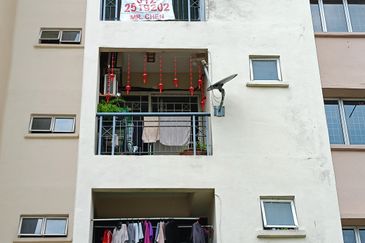 Sri Damansara Courts