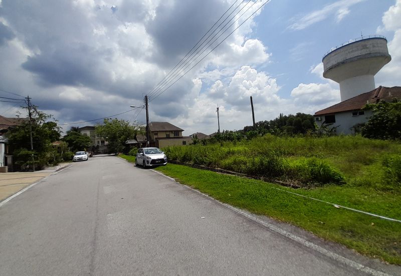 Seksyen 2, Bandar Country Homes