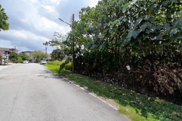 Seksyen 2, Bandar Country Homes