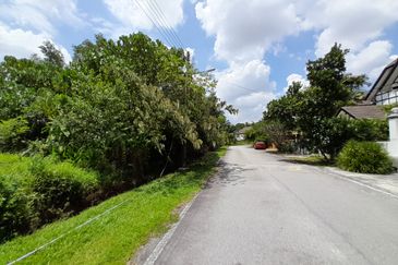 Seksyen 2, Bandar Country Homes