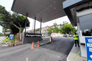 Taman Impian Indah (Paragon Heights)