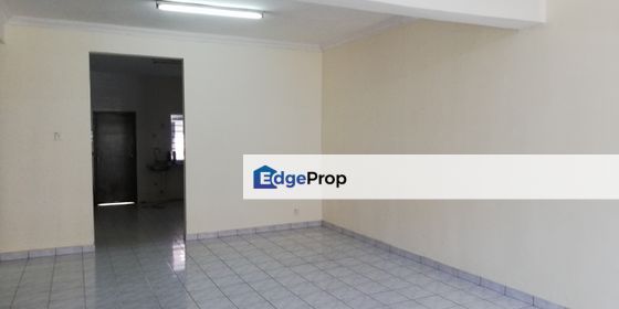 mutiara subang , sek u5, 22x70 , big build up  , non bumi , Selangor, Subang