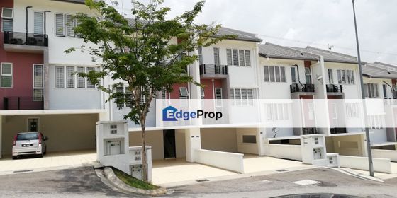 laman & bayu townhouse , UPPER UNIT (2nd flr), Selangor, Puchong