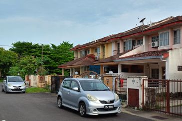 Jalan Puchong Utama 8/7 