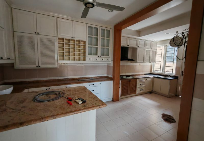 Opulenia @ Denai Alam