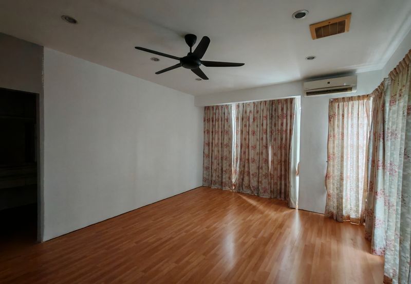 Opulenia @ Denai Alam