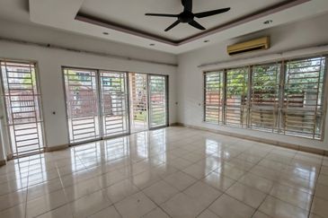 Opulenia @ Denai Alam