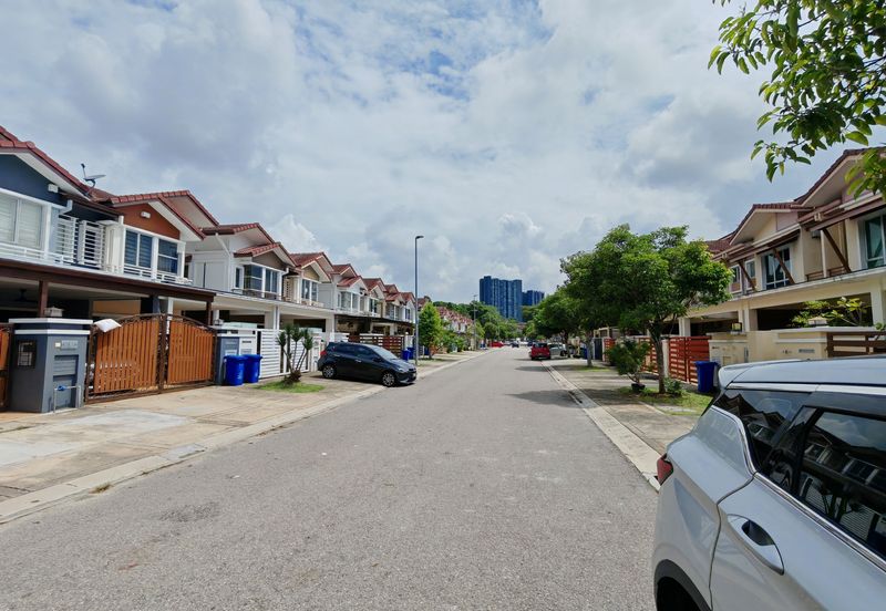 Opulenia @ Denai Alam