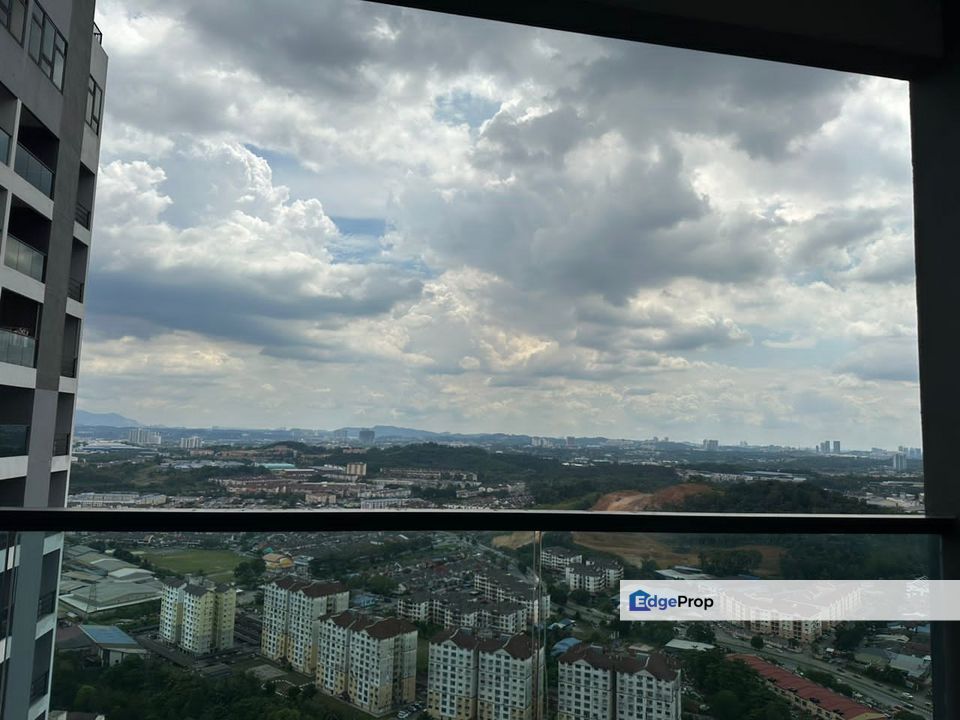 Menara Simfoni, for sale , reno , partly furnished, Selangor, Seri Kembangan