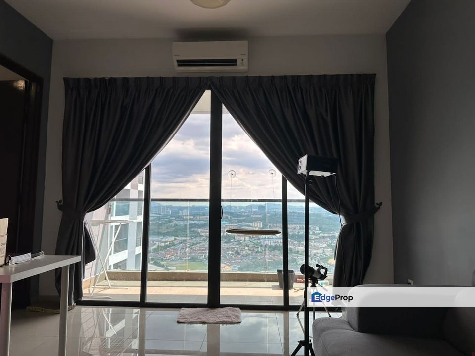 Menara Simfoni, for sale , reno , partly furnished, Selangor, Seri Kembangan