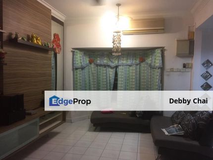 Fully Renovated Below Market Price 2sty House Taman Putra Prima, Puchong, Selangor, Puchong