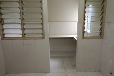 Apartment Teratai, Taman Sutera