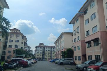 Apartment Teratai, Taman Sutera