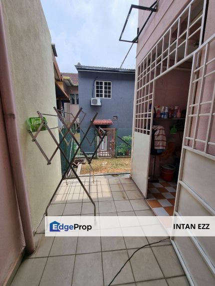 Jalan Platinum, Seksyen 7, Shah Alam Double Storey Terrace, Selangor, Shah Alam