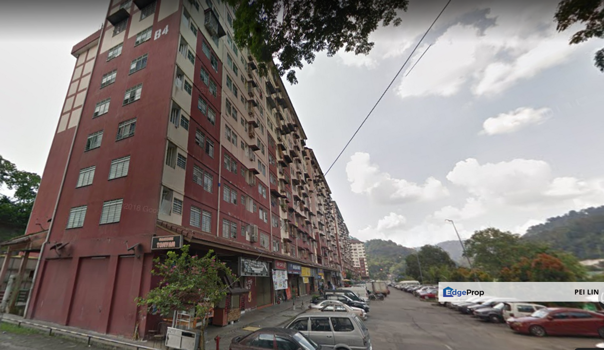 Pangsapuri Desa Lembah Permai Ampang, Selangor, Ampang