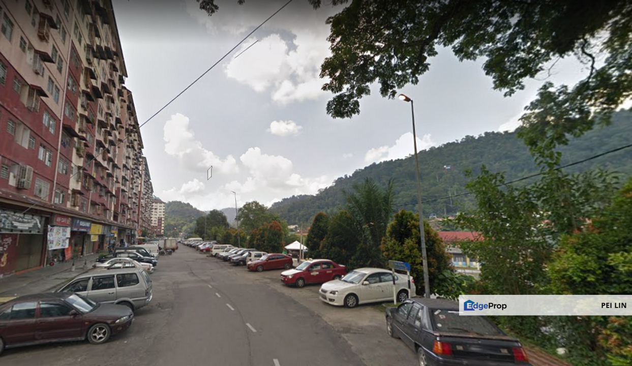 Pangsapuri Desa Lembah Permai Ampang, Selangor, Ampang