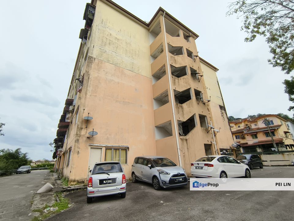 Apartment Taman Bukit Emas Balakong Seri Kembangan Freehold, Selangor, Kajang