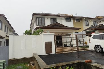 Bandar Mahkota Banting (Brooklands)