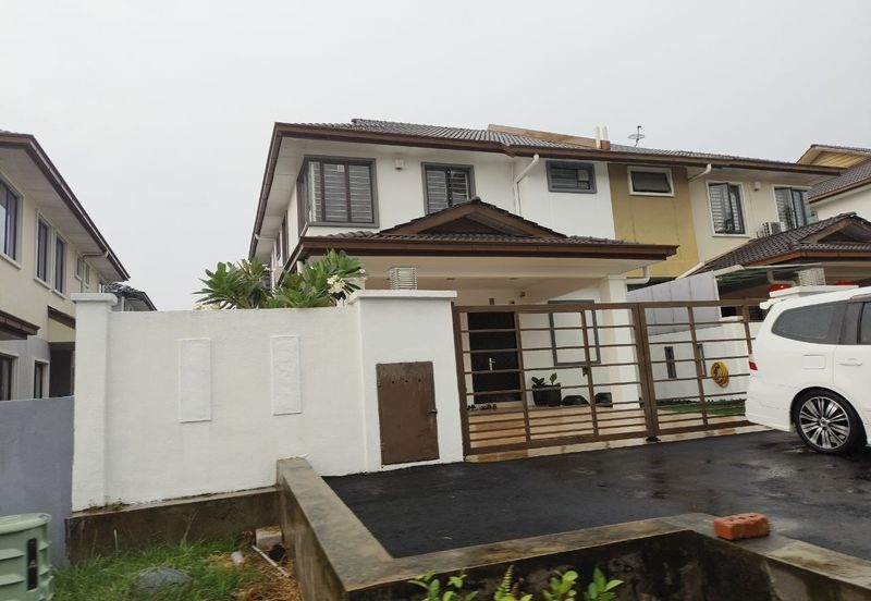 Bandar Mahkota Banting (Brooklands)