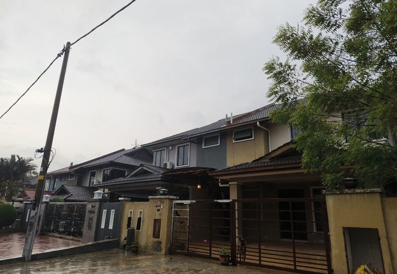 Bandar Mahkota Banting (Brooklands)